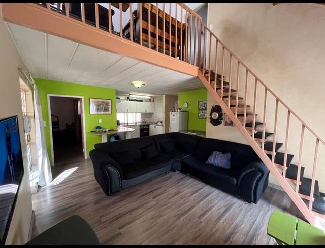 3 BEDROOM TOWNHOUSE FOR SALE IN HELIKONPARK